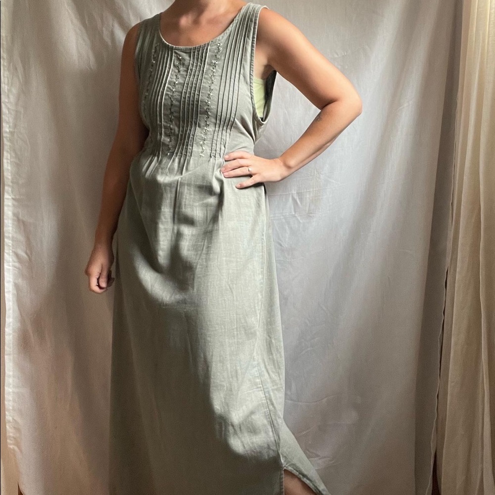 Vintage Cottagecore Linen Maxi Dress with Floral Embroidery
